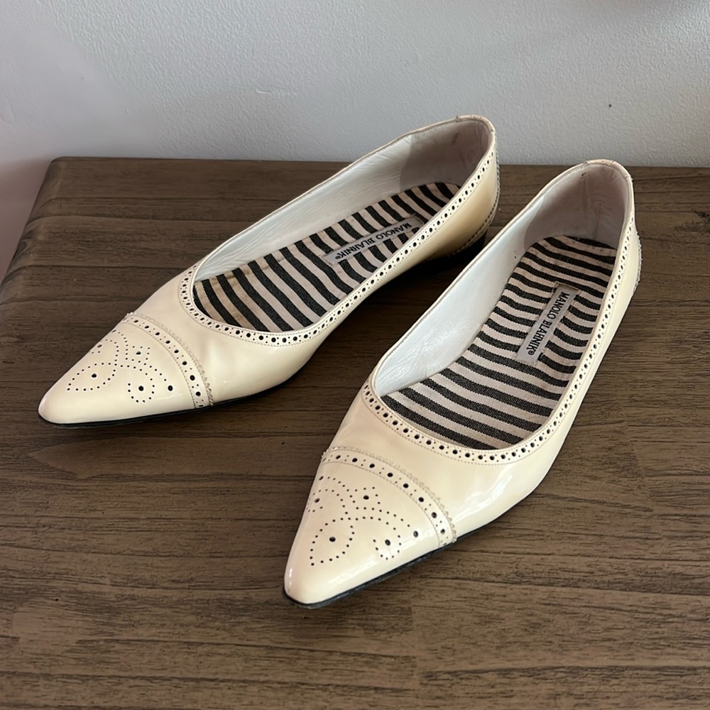 Manolo Blahnik Petunia Patent White Flats